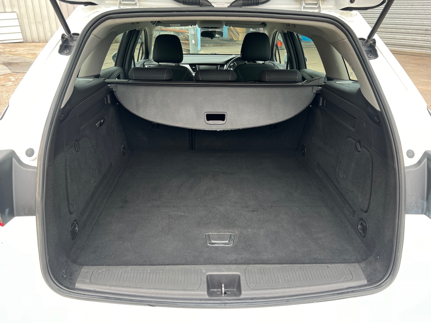 Vehicle 28