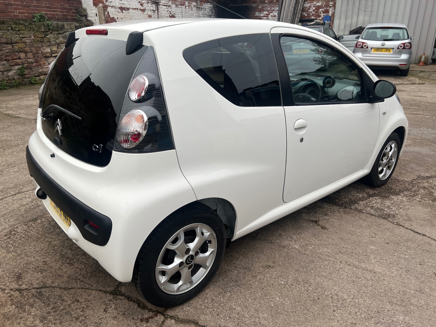 Used Citroen C1 2013 for sale - 76656402: Photo 11