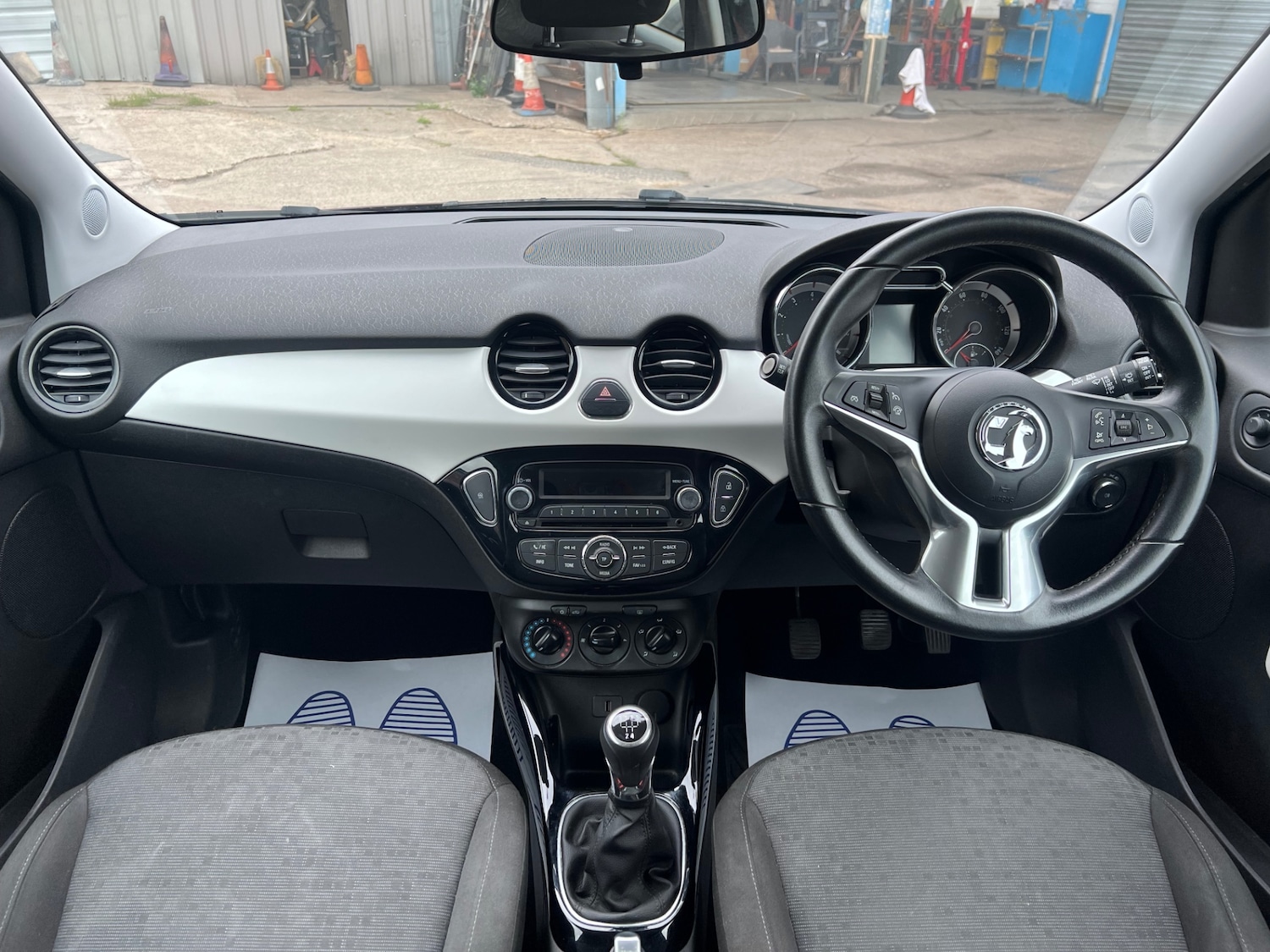 Used Vauxhall ADAM 2015 for sale - 76316434: Photo 17