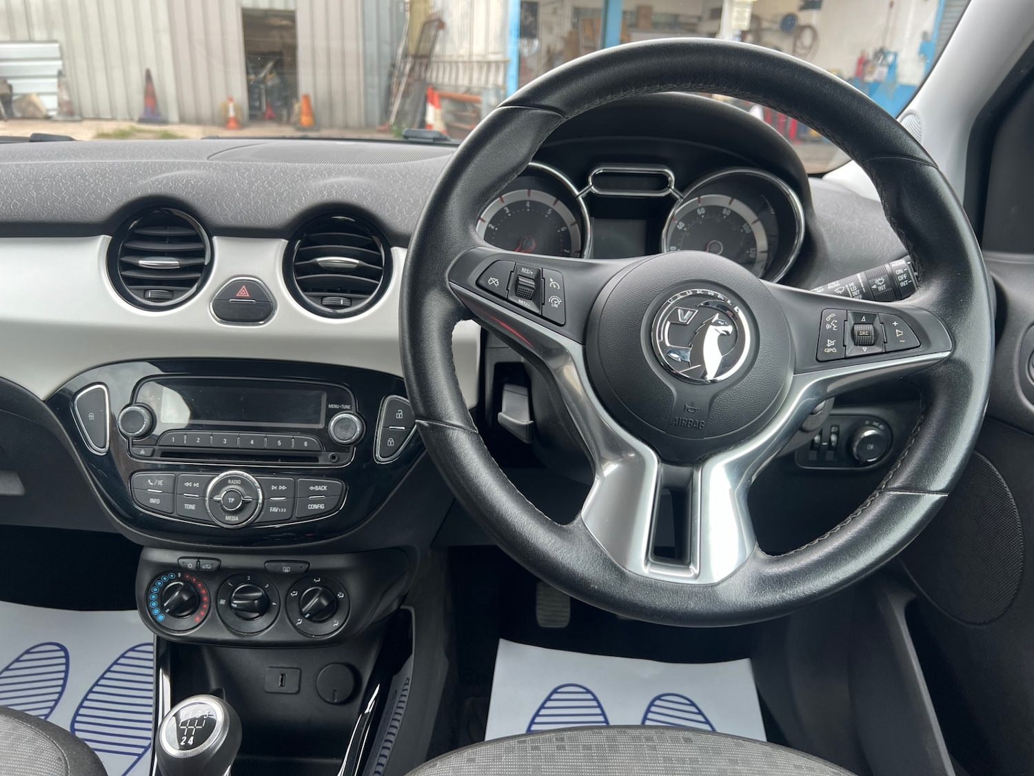 Used Vauxhall ADAM 2015 for sale - 76316434: Photo 19