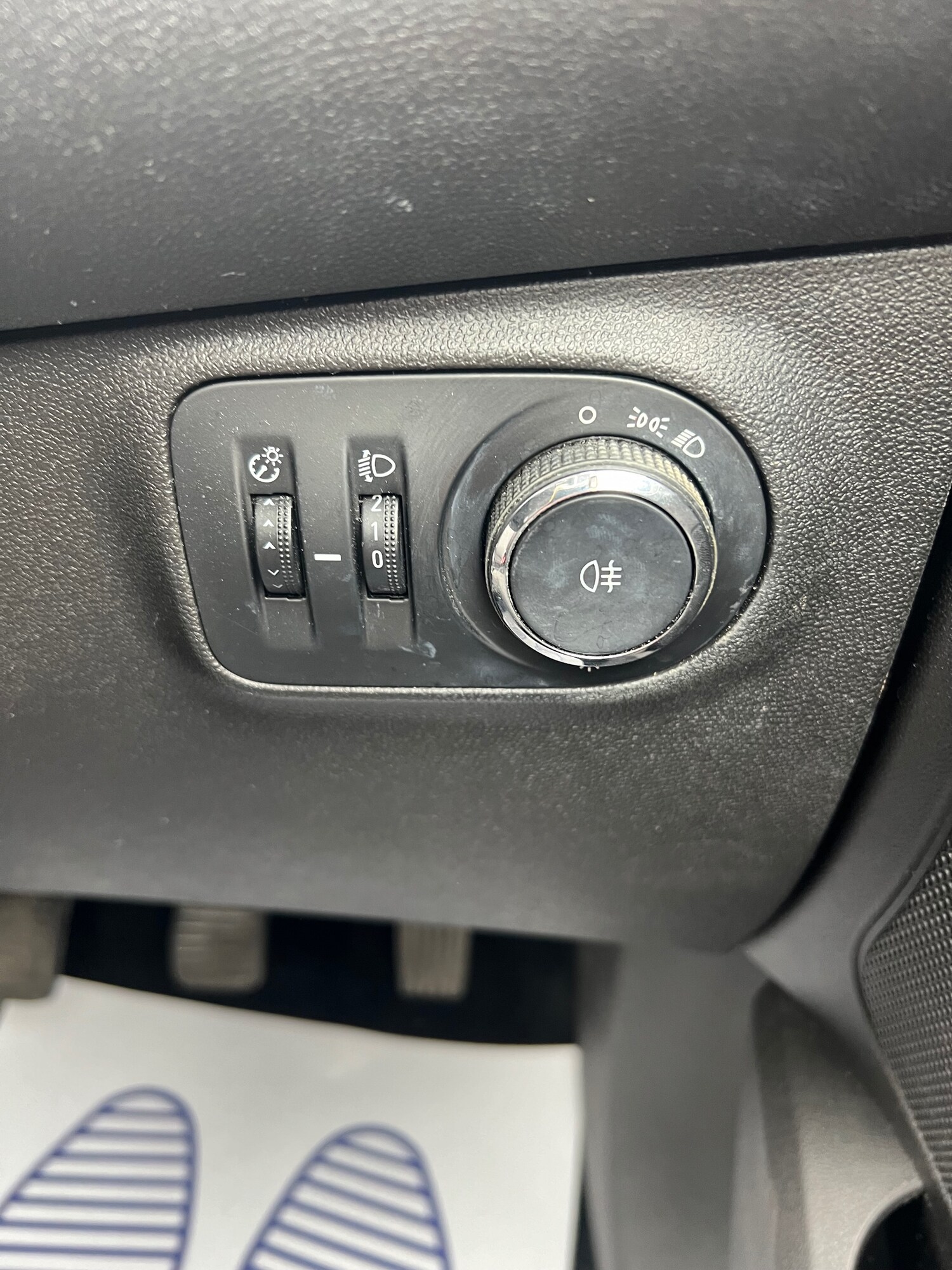 Used Vauxhall ADAM 2015 for sale - 76316434: Photo 28