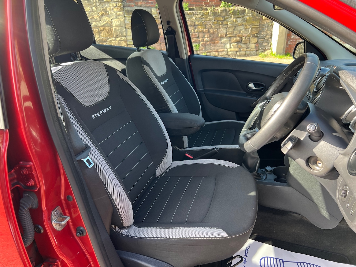 Used Dacia Sandero Stepway 2017 for sale - 76316567: Photo 13