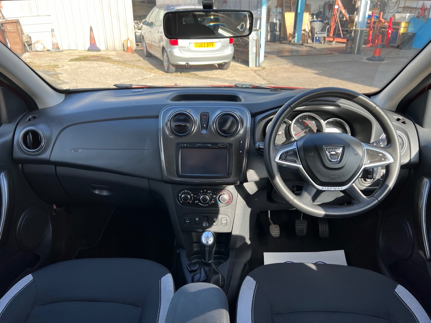 Used Dacia Sandero Stepway 2017 for sale - 76316567: Photo 17