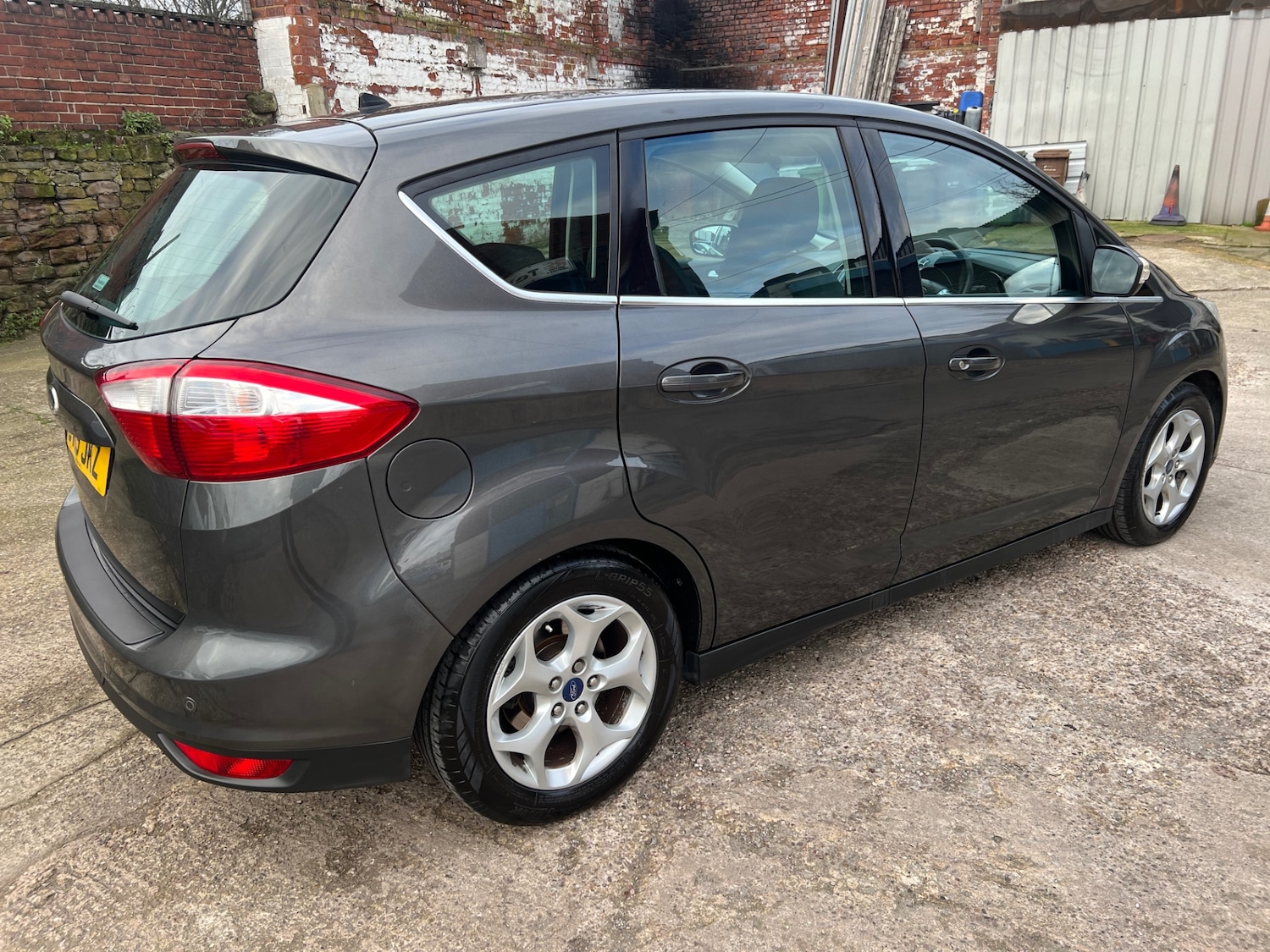 Used Ford C-Max 2015 for sale - 77679689: Photo 11