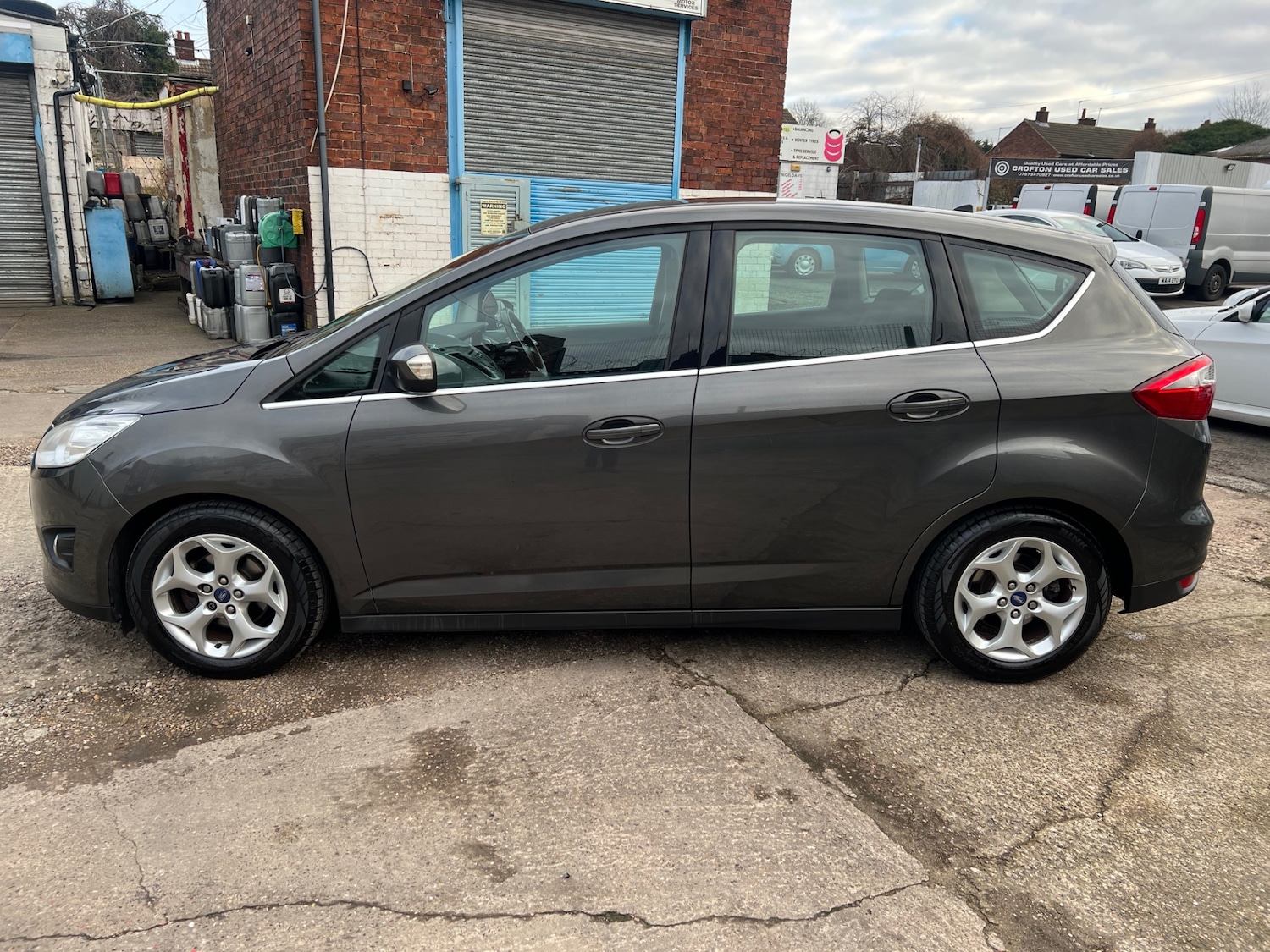 Used Ford C-Max 2015 for sale - 77679689: Photo 6