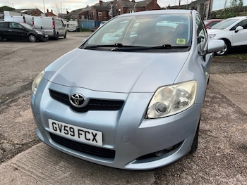 Used Toyota Auris 2009 for sale - 77020662: Photo