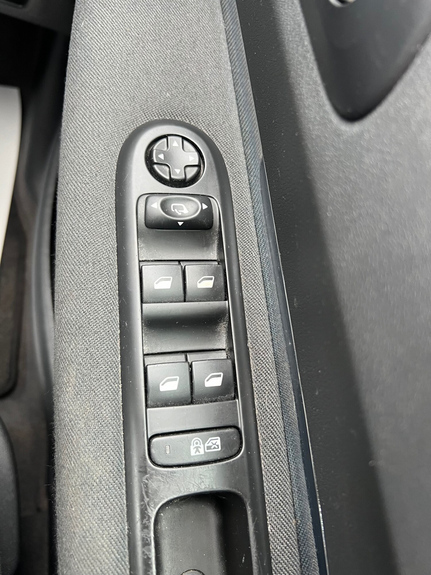 Used Peugeot 3008 2013 for sale - 76316558: Photo 24