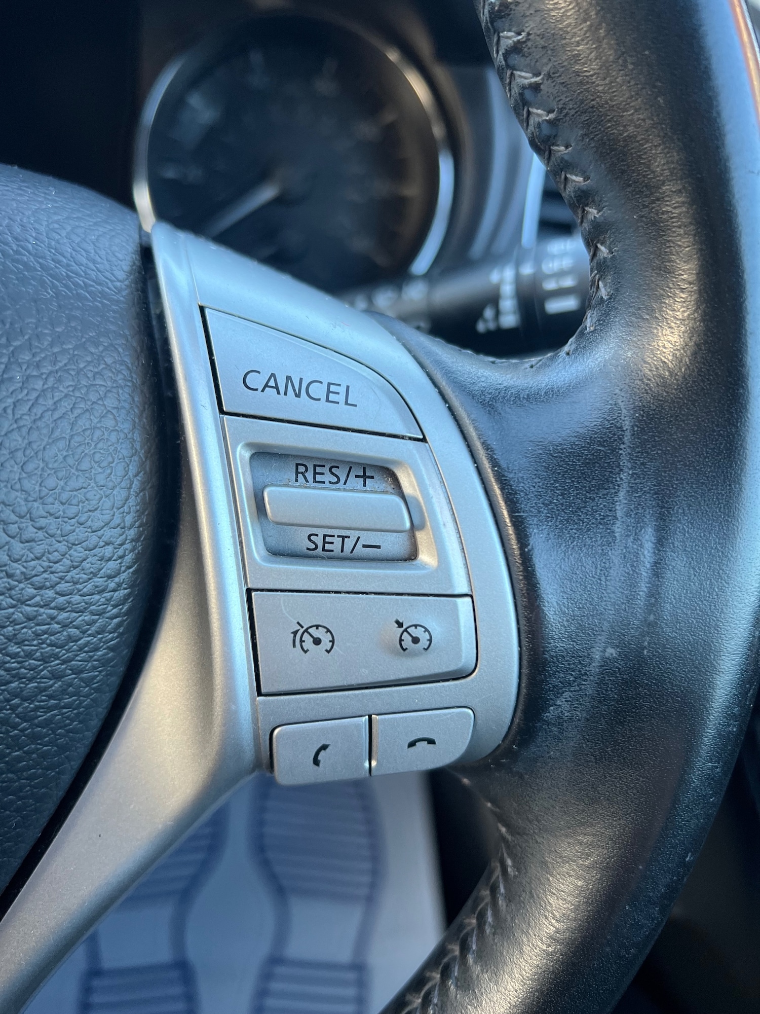 Used Nissan Pulsar 2015 for sale - 77891475: Photo 23