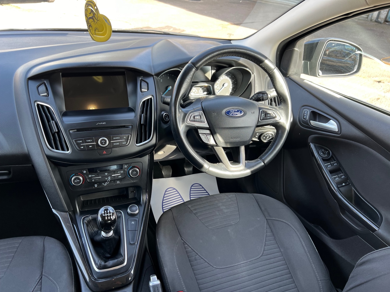 Used Ford Focus 2017 for sale - 76394928: Photo 19