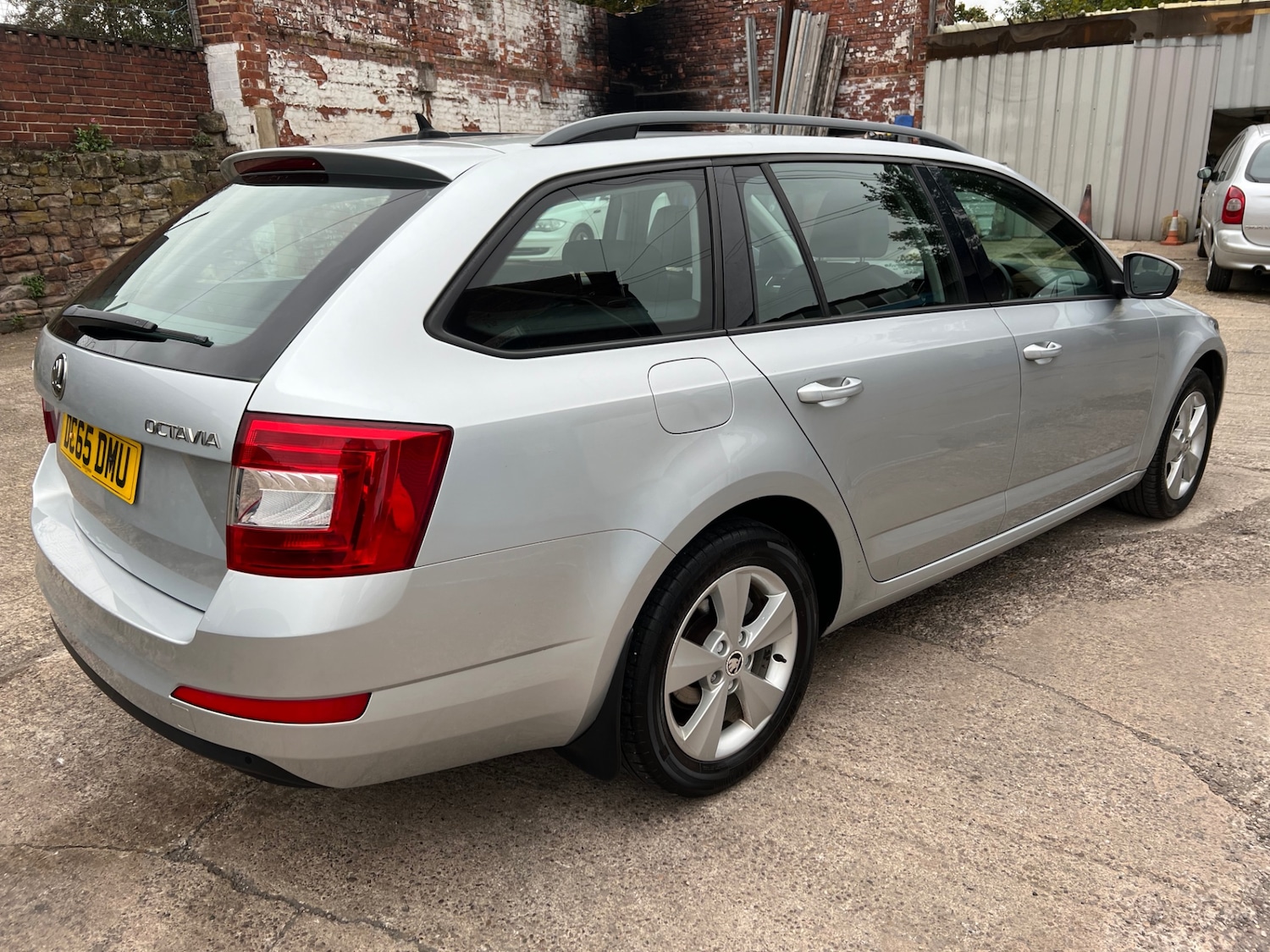 Used Skoda Octavia 2015 for sale - 76394942: Photo 11