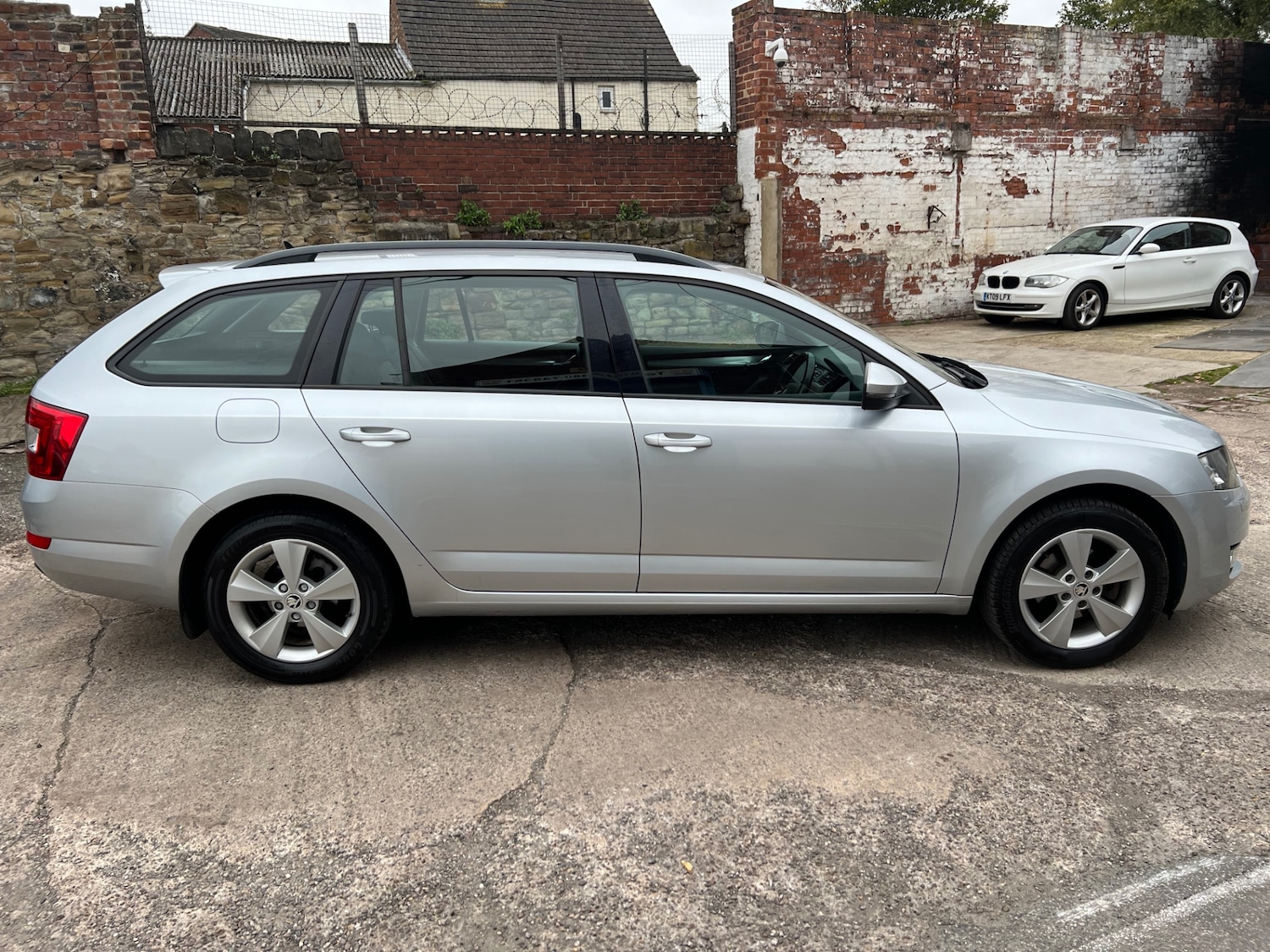 Used Skoda Octavia 2015 for sale - 76394942: Photo 12
