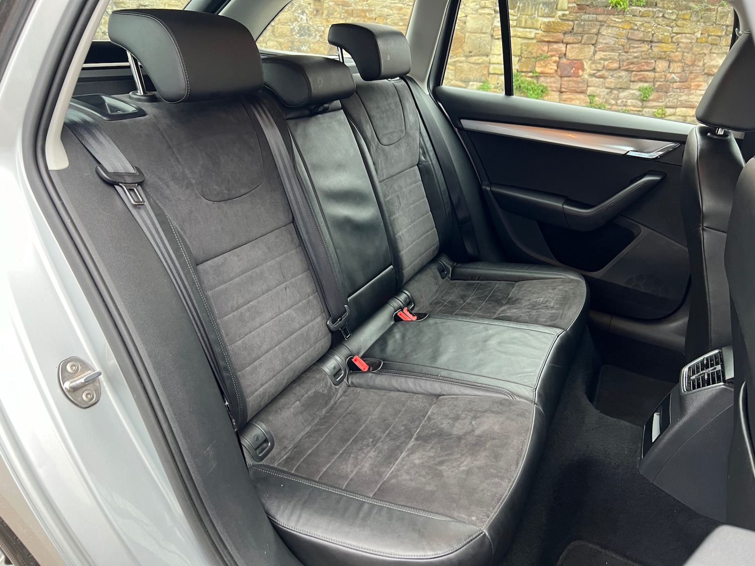 Used Skoda Octavia 2015 for sale - 76394942: Photo 15