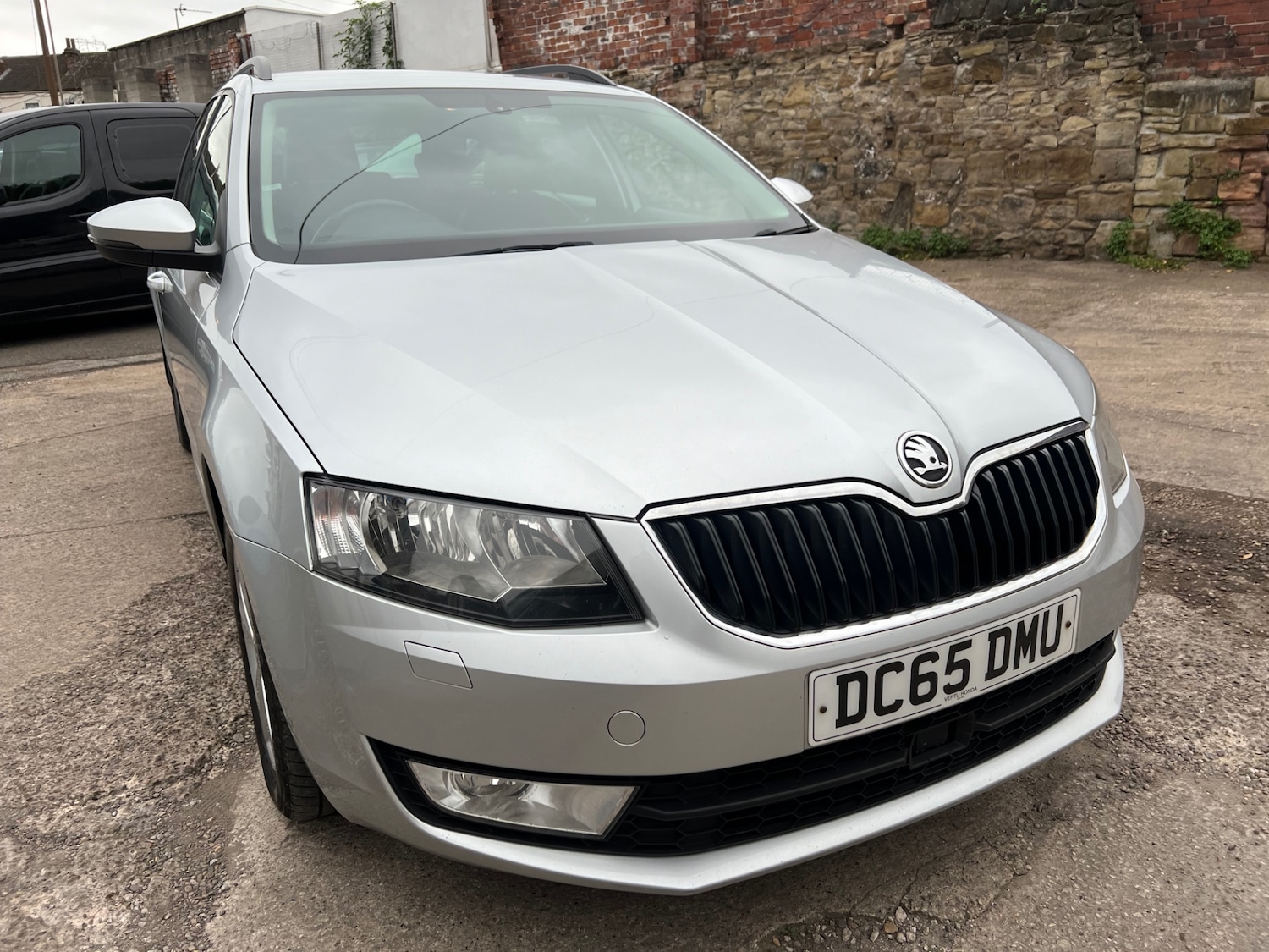 Used Skoda Octavia 2015 for sale - 76394942: Photo 2