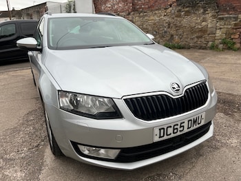 Used Skoda Octavia 2015 for sale - 76394942: Photo