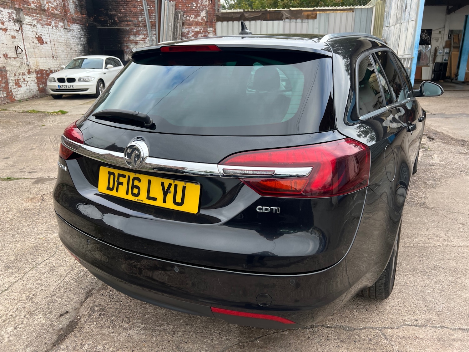 Used Vauxhall Insignia 2016 for sale - 76316554: Photo 10