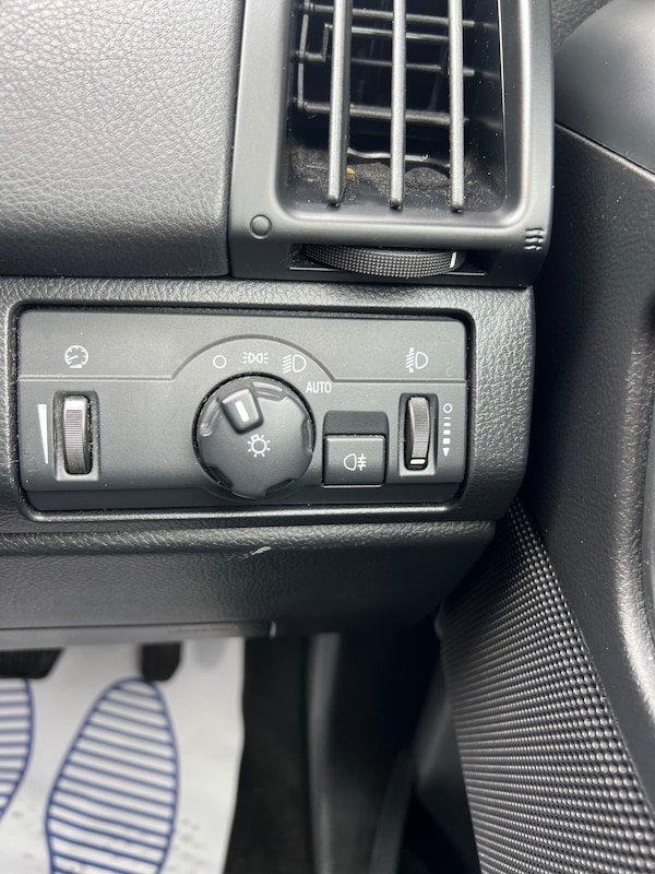 Used Land Rover Freelander 2011 for sale - 75374123: Photo 25