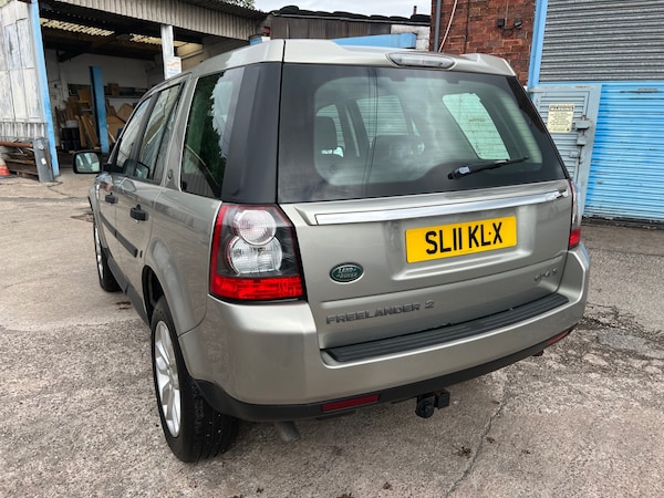 Used Land Rover Freelander 2011 for sale - 75374123: Photo 8