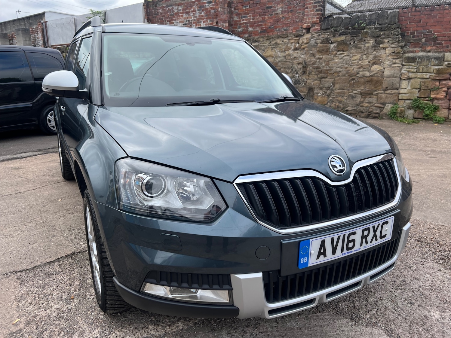 Used Skoda Yeti 2016 for sale - 76316550: Photo 2