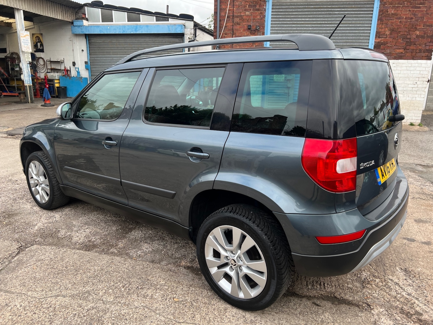 Used Skoda Yeti 2016 for sale - 76316550: Photo 7
