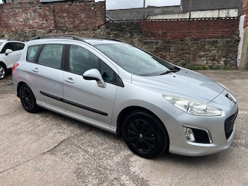 Used Peugeot 308 2013 for sale - 79467958: Photo