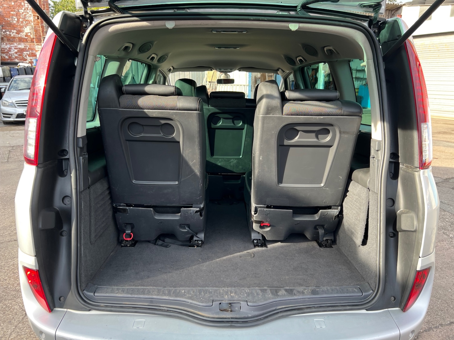 Used Renault Grand Espace 2011 for sale - 76316480: Photo 29