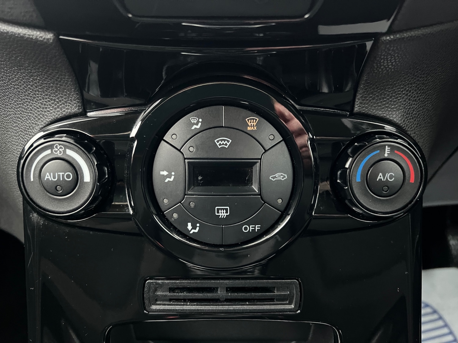 Used Ford Fiesta 2016 for sale - 77329486: Photo 22