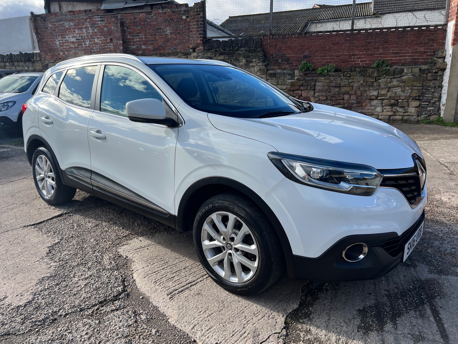 Used Renault Kadjar 2016 for sale - 76526081: Photo 1