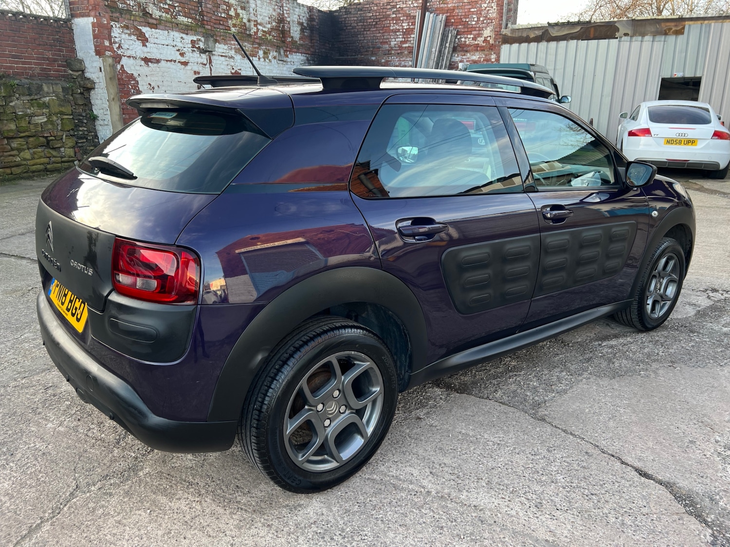 Used Citroen C4 Cactus 2018 for sale - 77779331: Photo 11