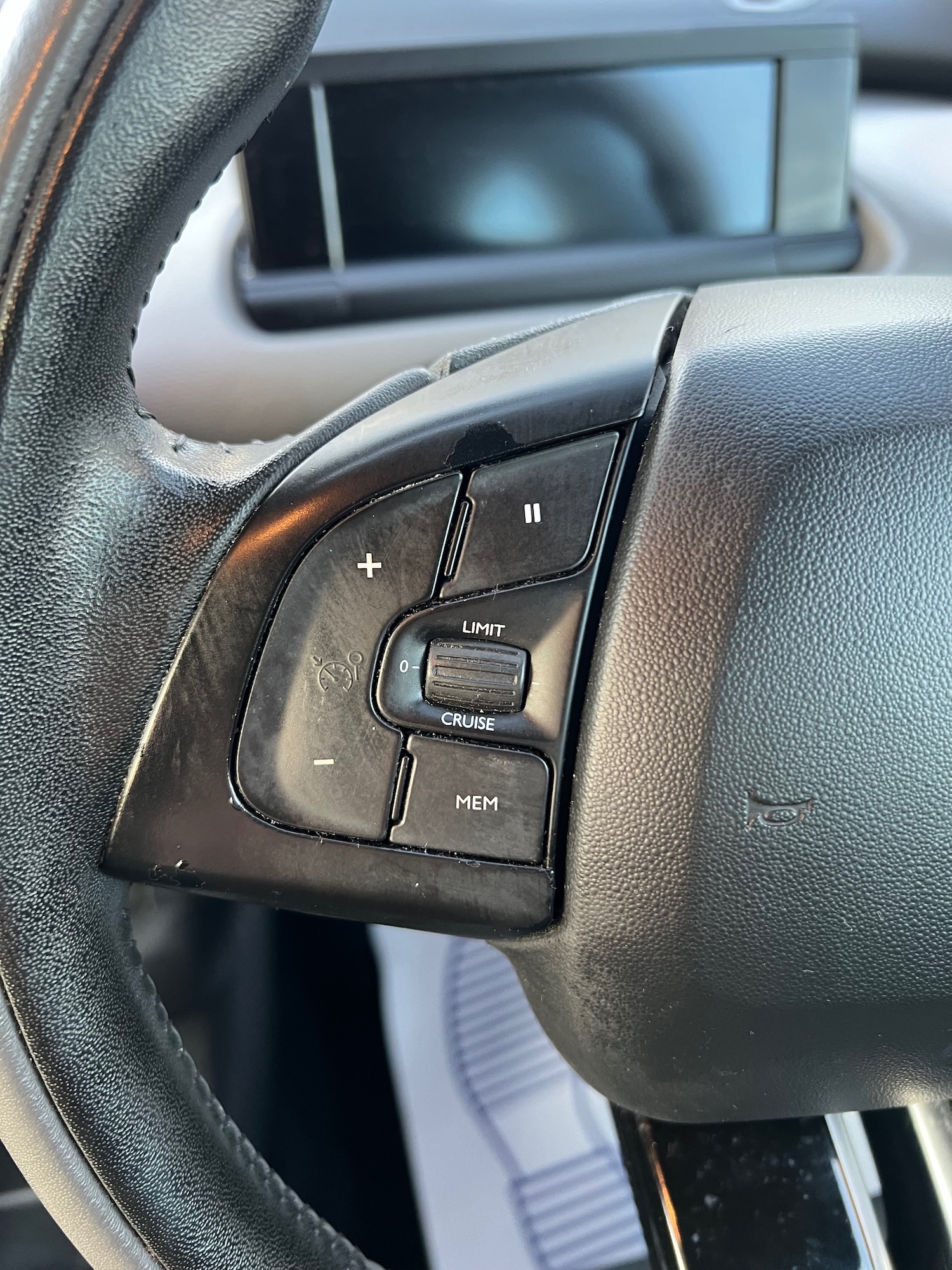 Used Citroen C4 Cactus 2018 for sale - 77779331: Photo 23