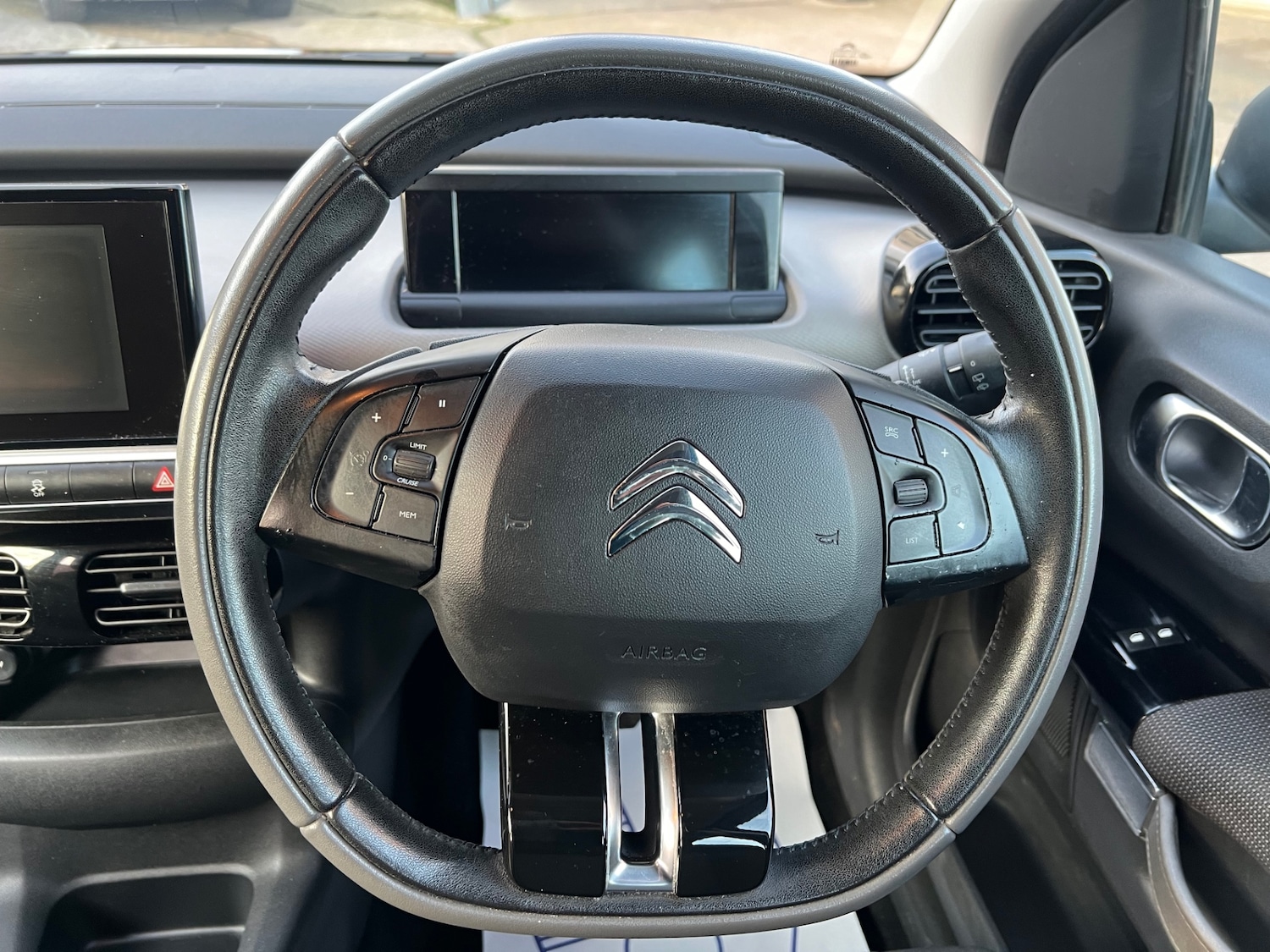 Used Citroen C4 Cactus 2018 for sale - 77779331: Photo 24