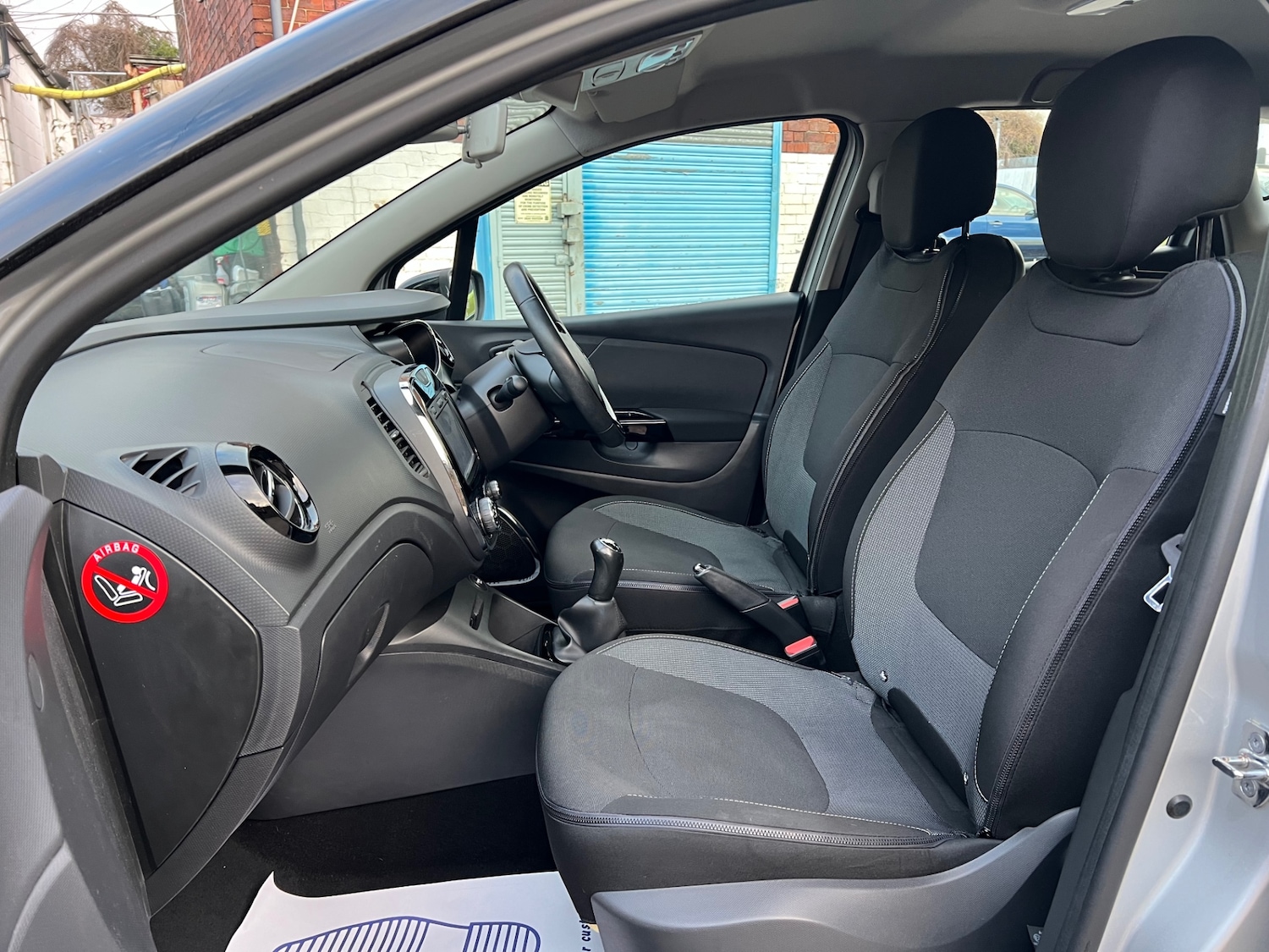 Used Renault Captur 2015 for sale - 77213650: Photo 14