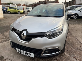 Used Renault Captur 2015 for sale - 77213650: Photo