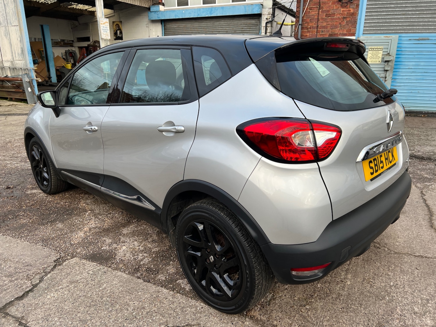 Used Renault Captur 2015 for sale - 77213650: Photo 7