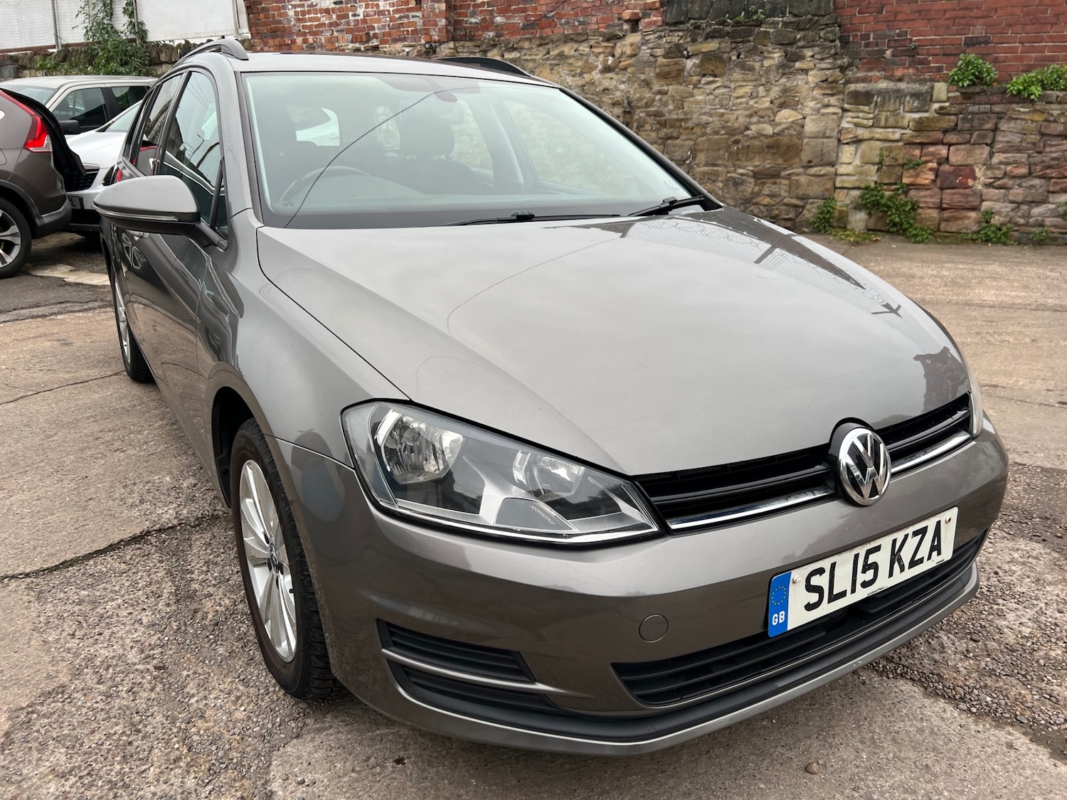 Used Volkswagen Golf 2015 for sale - 76571294: Photo 2