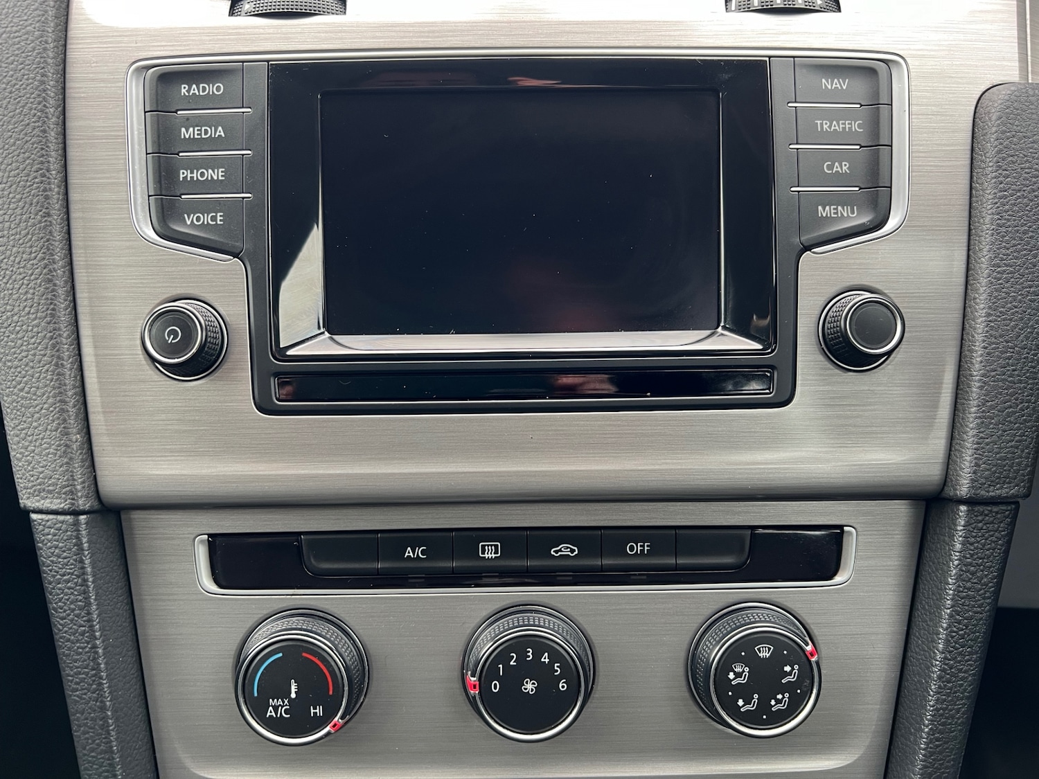 Used Volkswagen Golf 2015 for sale - 76571294: Photo 21