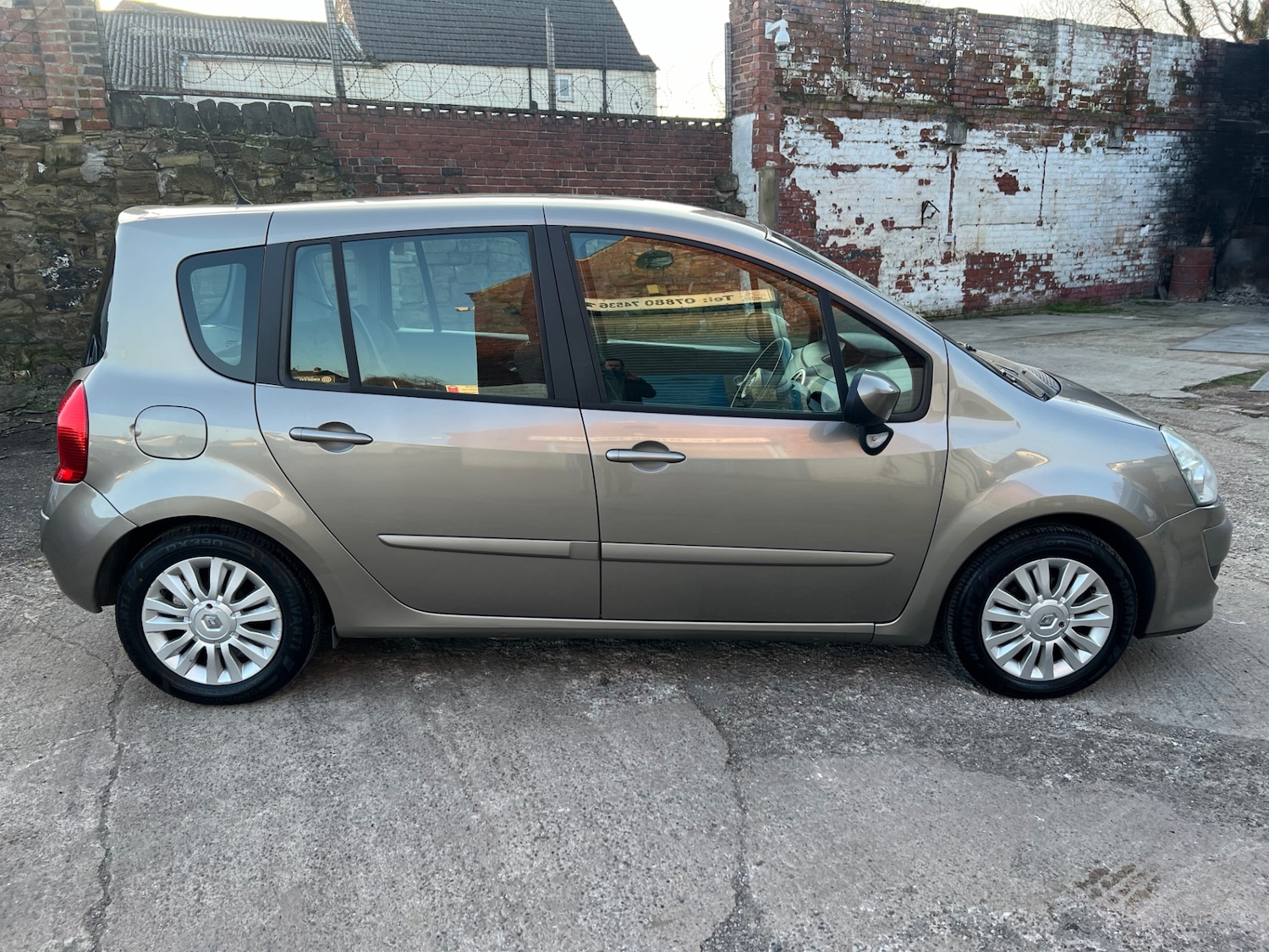 Used Renault Grand Modus 2011 for sale - 77897718: Photo 12