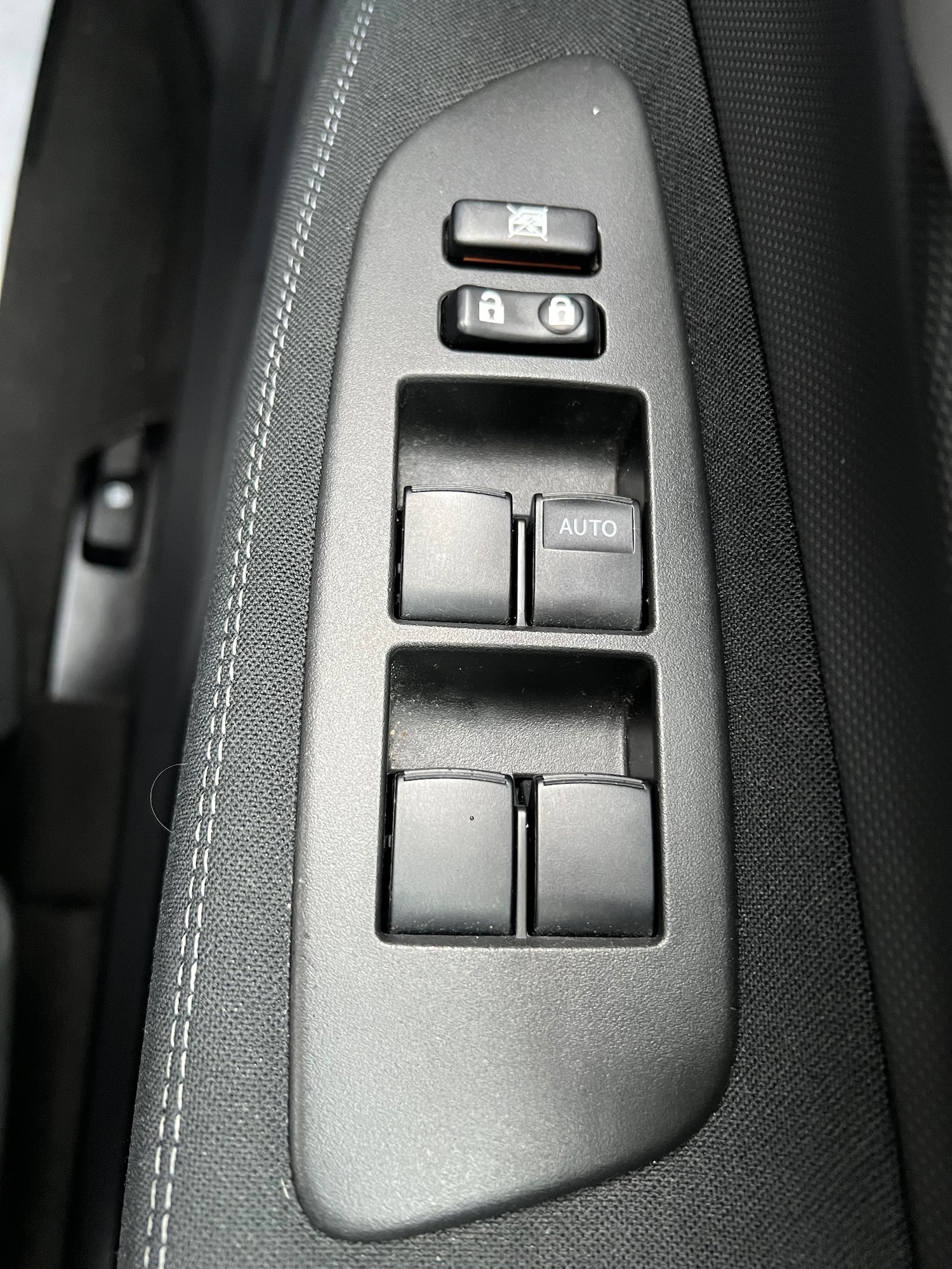 Used Toyota Auris 2009 for sale - 77329496: Photo 25