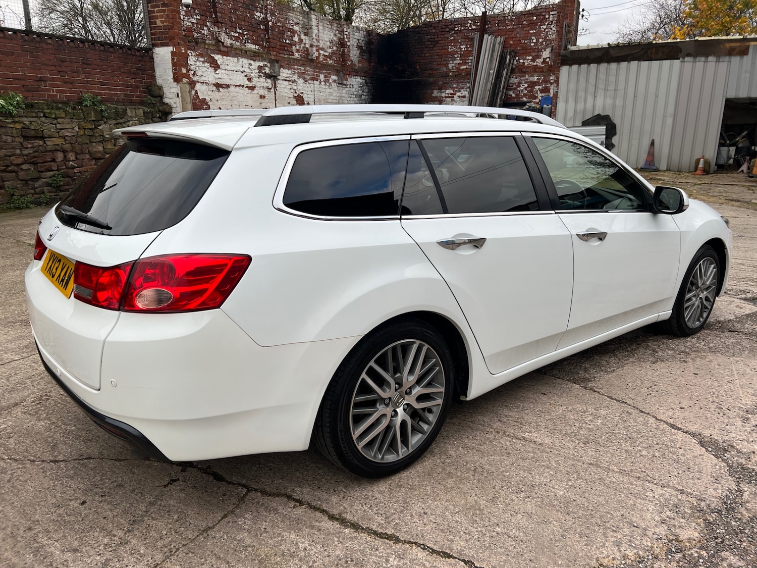 Used Honda Accord 2013 for sale - 76854898: Photo 11