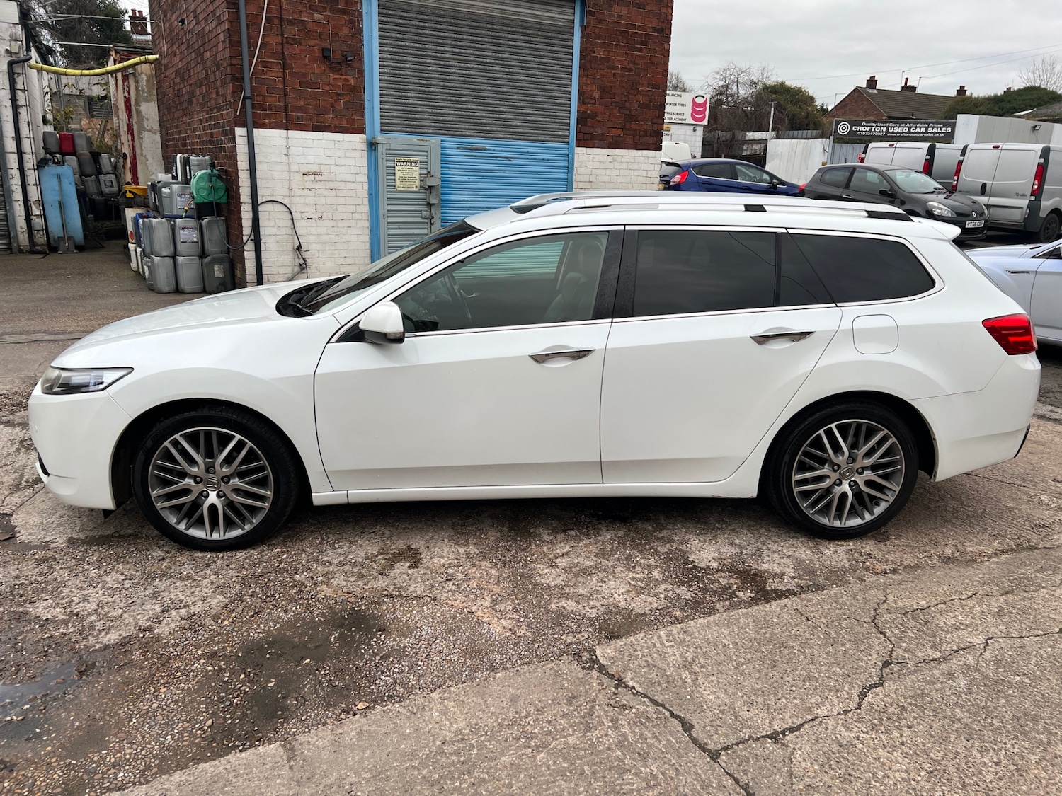 Used Honda Accord 2013 for sale - 76854898: Photo 6