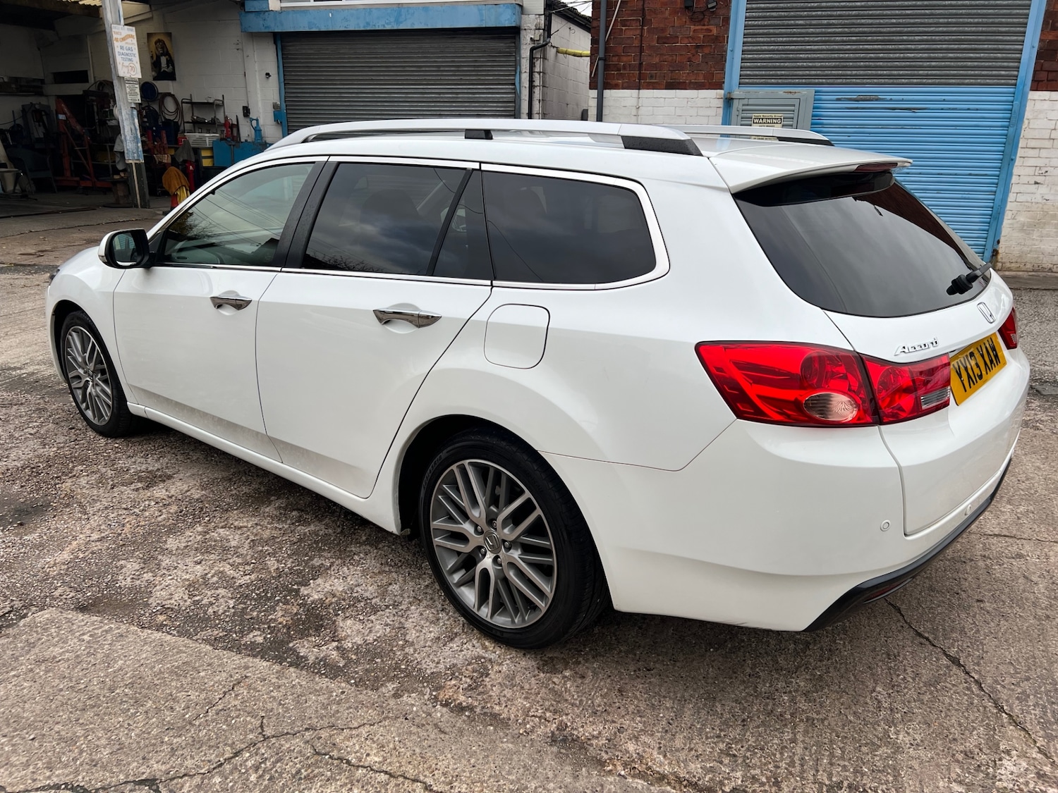 Used Honda Accord 2013 for sale - 76854898: Photo 7