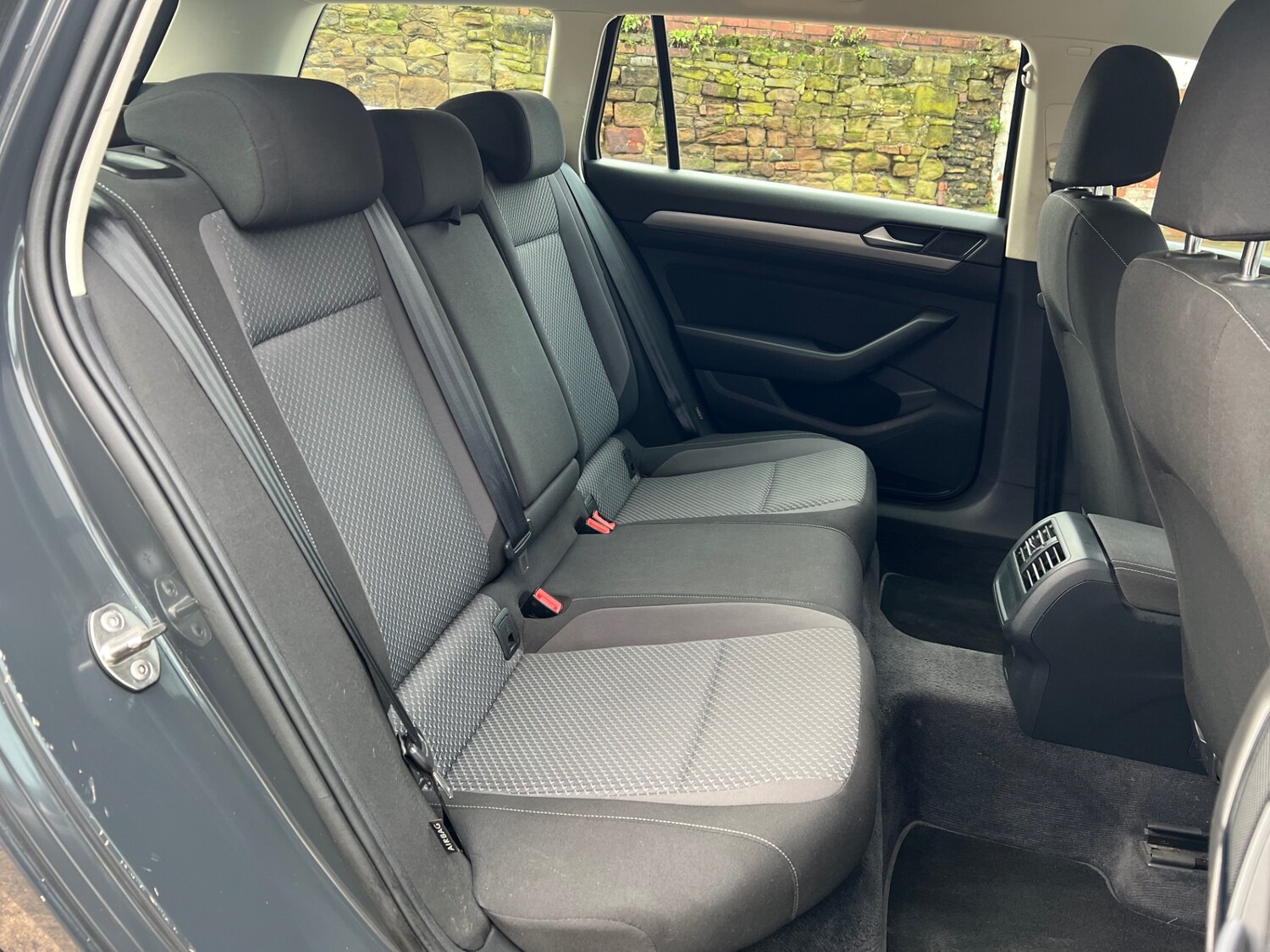 Used Volkswagen Passat 2015 for sale - 77679792: Photo 15