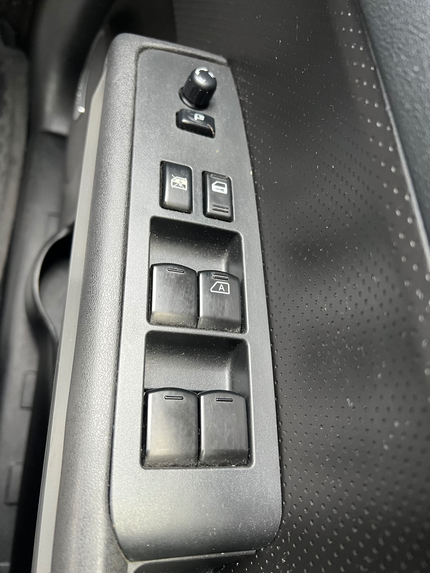 Used Nissan X-Trail 2014 for sale - 77020666: Photo 27