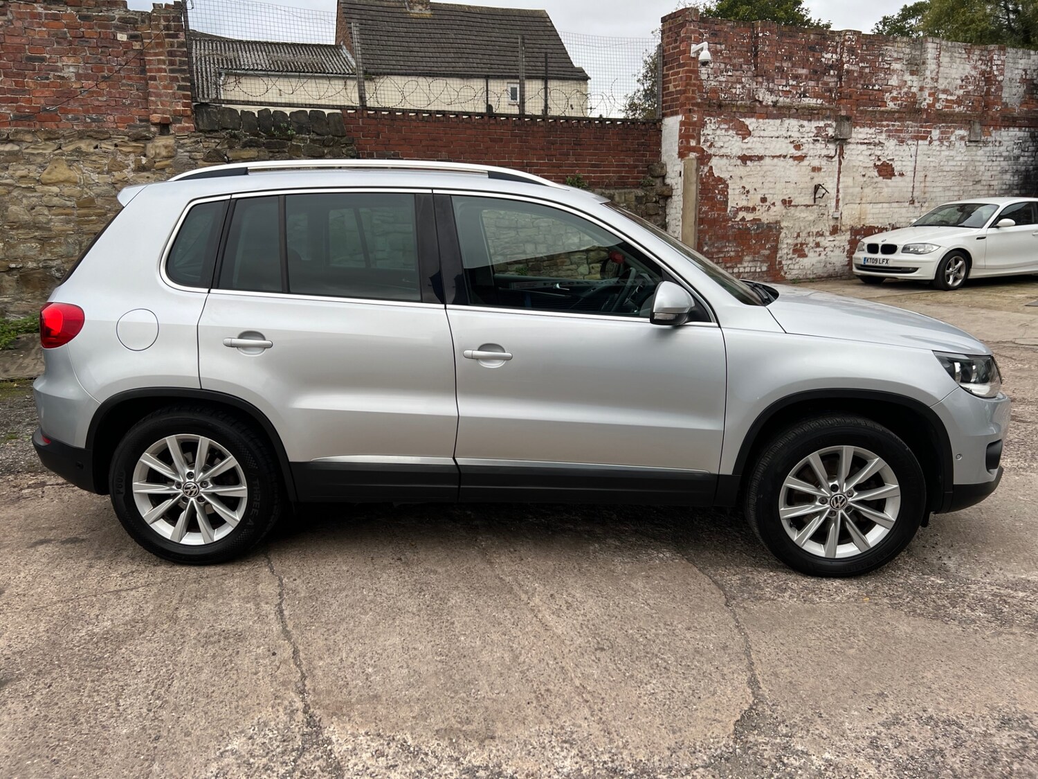 Used Volkswagen Tiguan 2012 for sale - 76316561: Photo 12