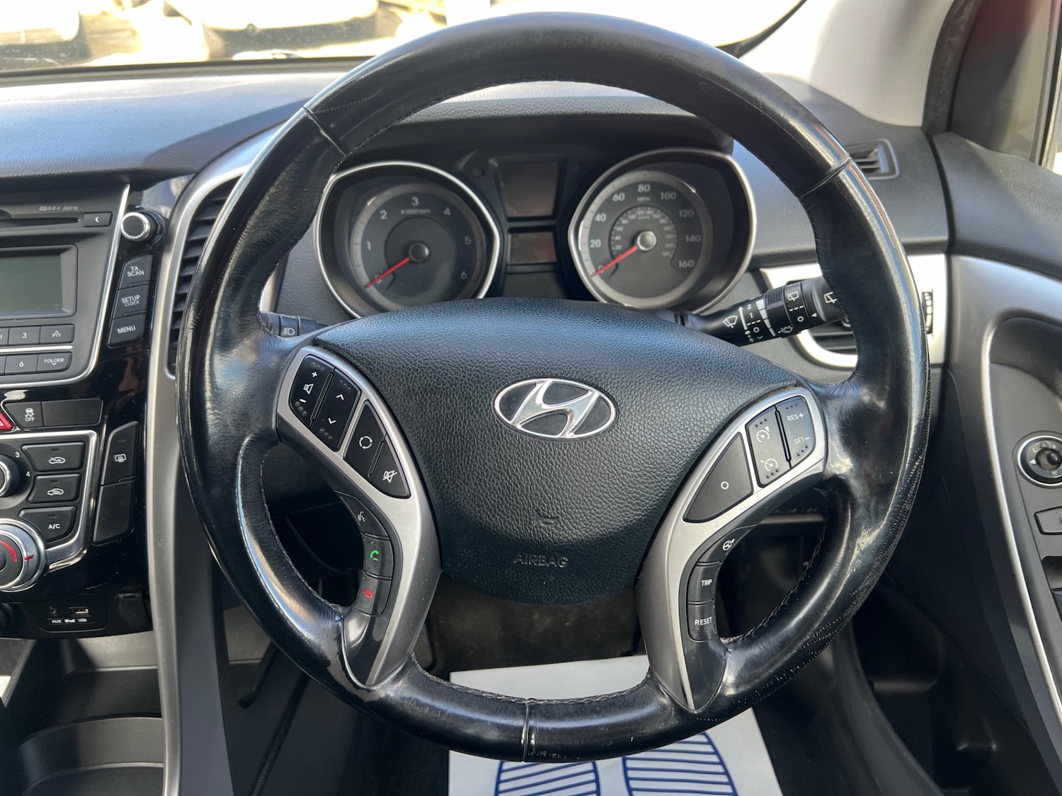 Used Hyundai i30 2014 for sale - 78183529: Photo 25