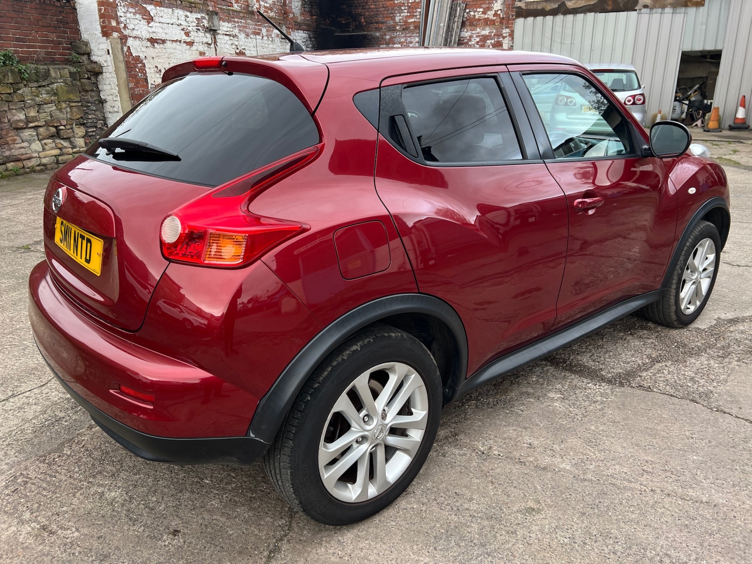 Used Nissan Juke 2011 for sale - 77020657: Photo 11