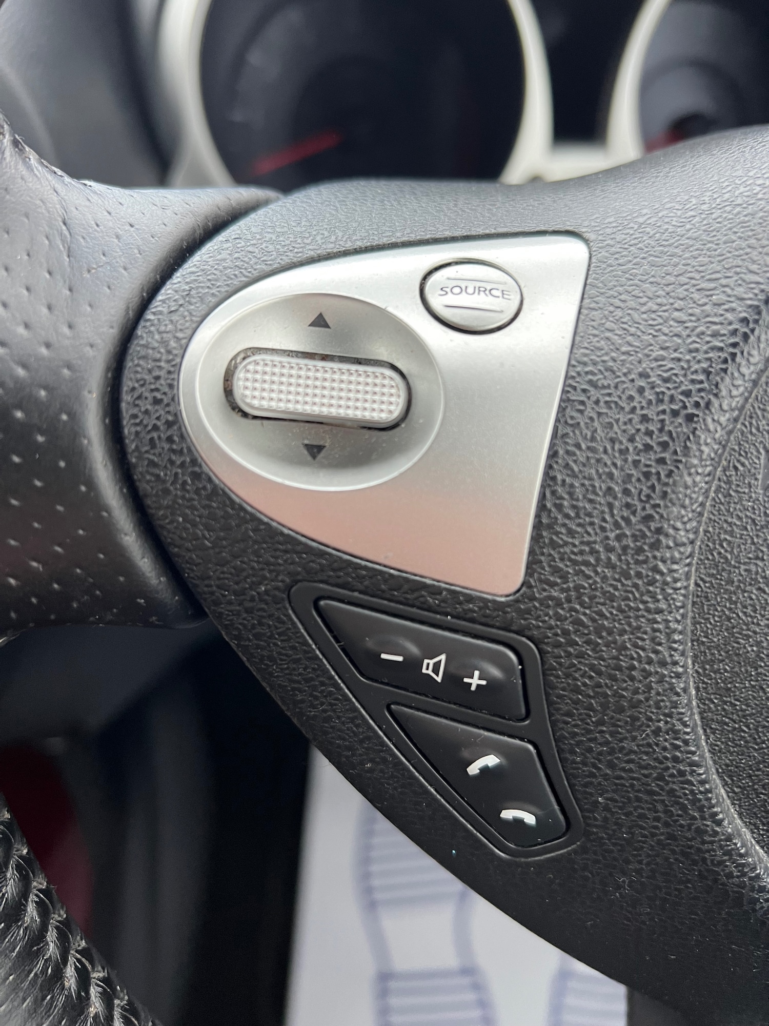 Used Nissan Juke 2011 for sale - 77020657: Photo 23