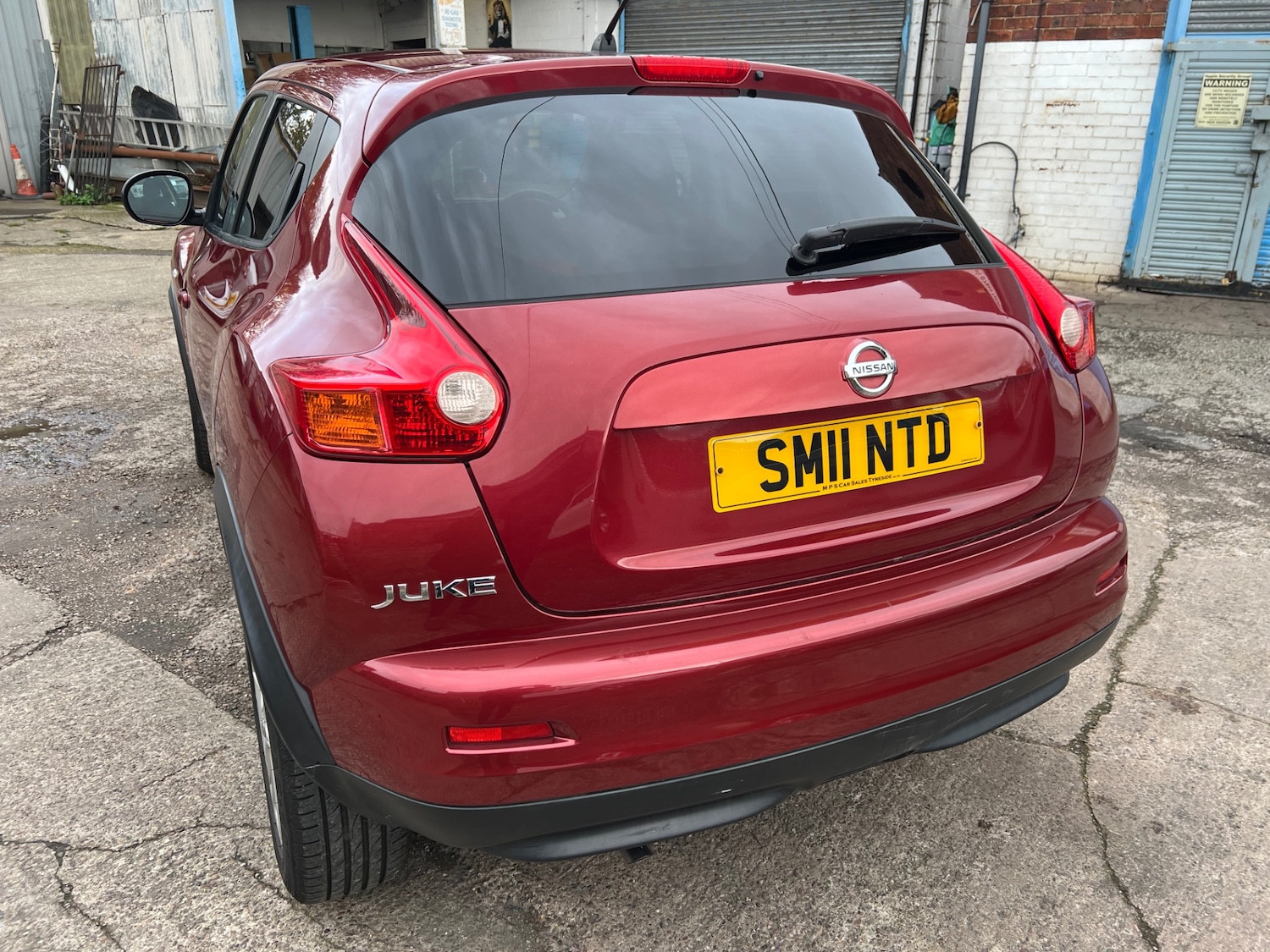 Used Nissan Juke 2011 for sale - 77020657: Photo 8