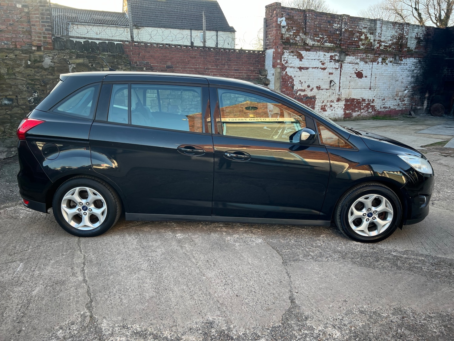 Used Ford Grand C-Max 2013 for sale - 77881363: Photo 12