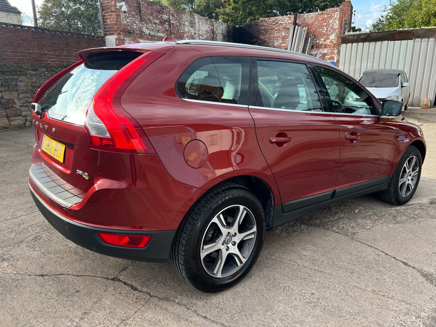 Used Volvo XC60 2012 for sale - 76316456: Photo 11