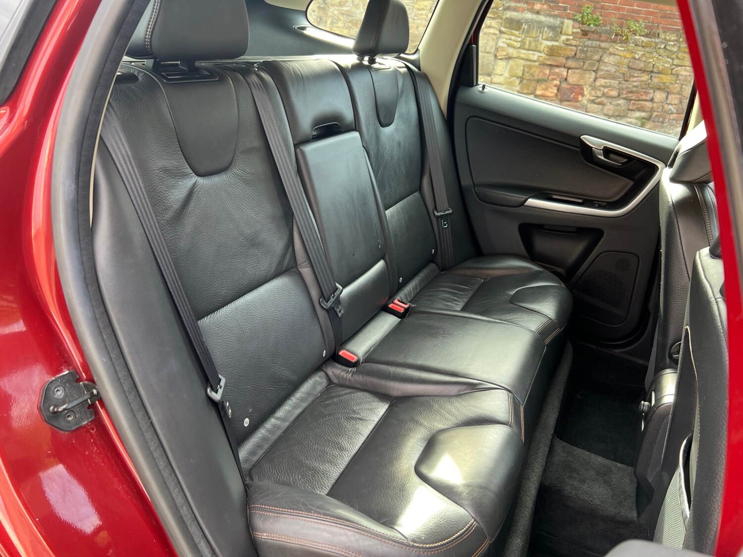 Used Volvo XC60 2012 for sale - 76316456: Photo 15